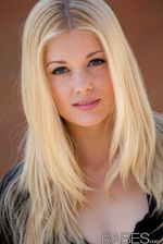 Charlotte Stokely  00