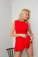 Viktoria's Red Dress 02