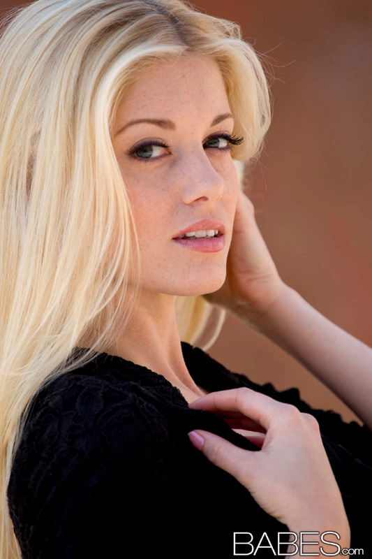 Charlotte Stokely  4