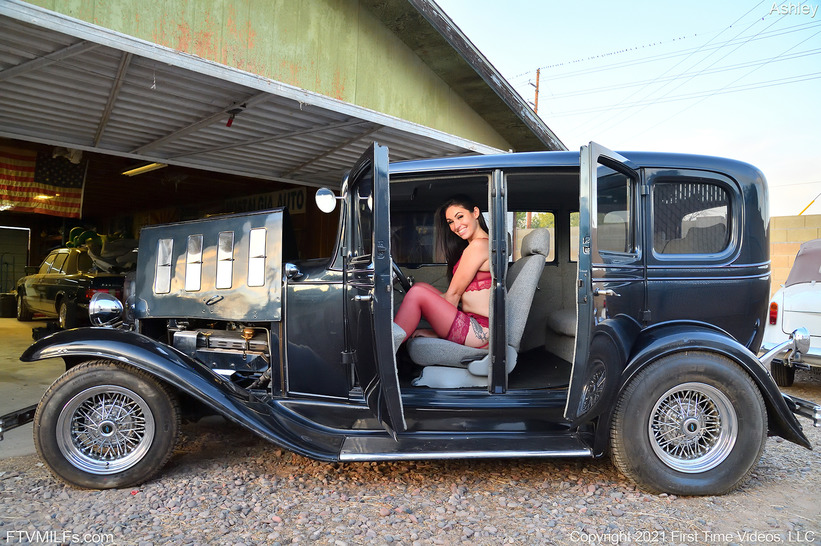 Classic Beauty 10