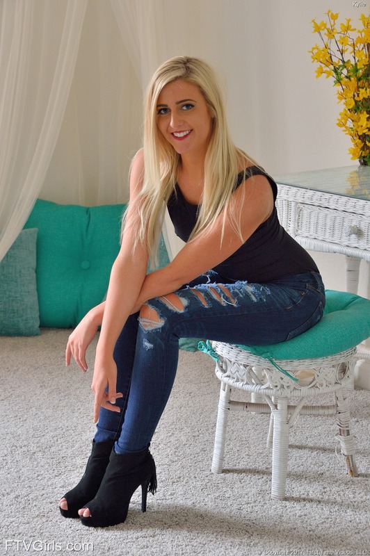 Getting Sexy With The Heels 7