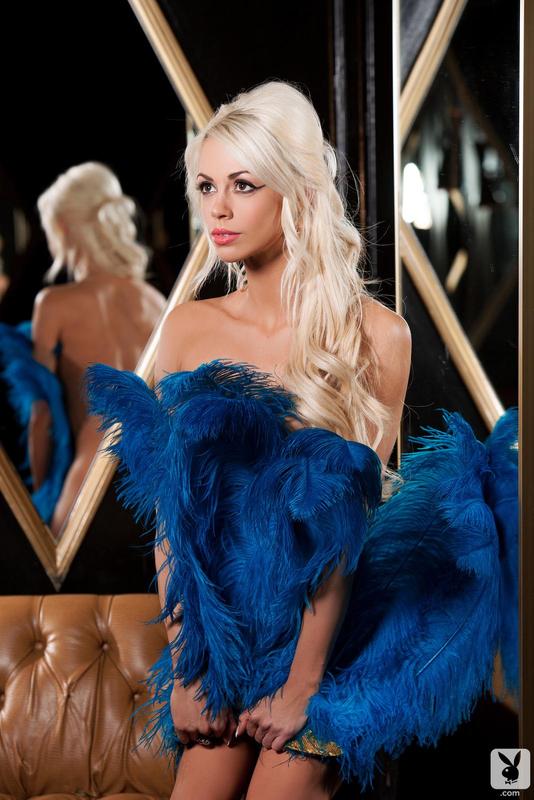 Sexy Blonde Chloe Crawford 10