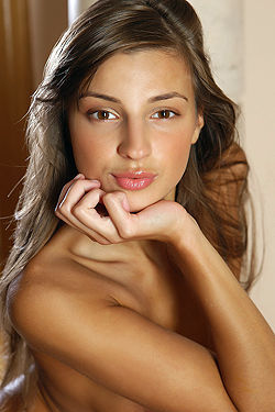 Naked Teen Cute Girl