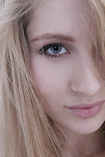 Daisy Gold - Mirror Of Truth 15